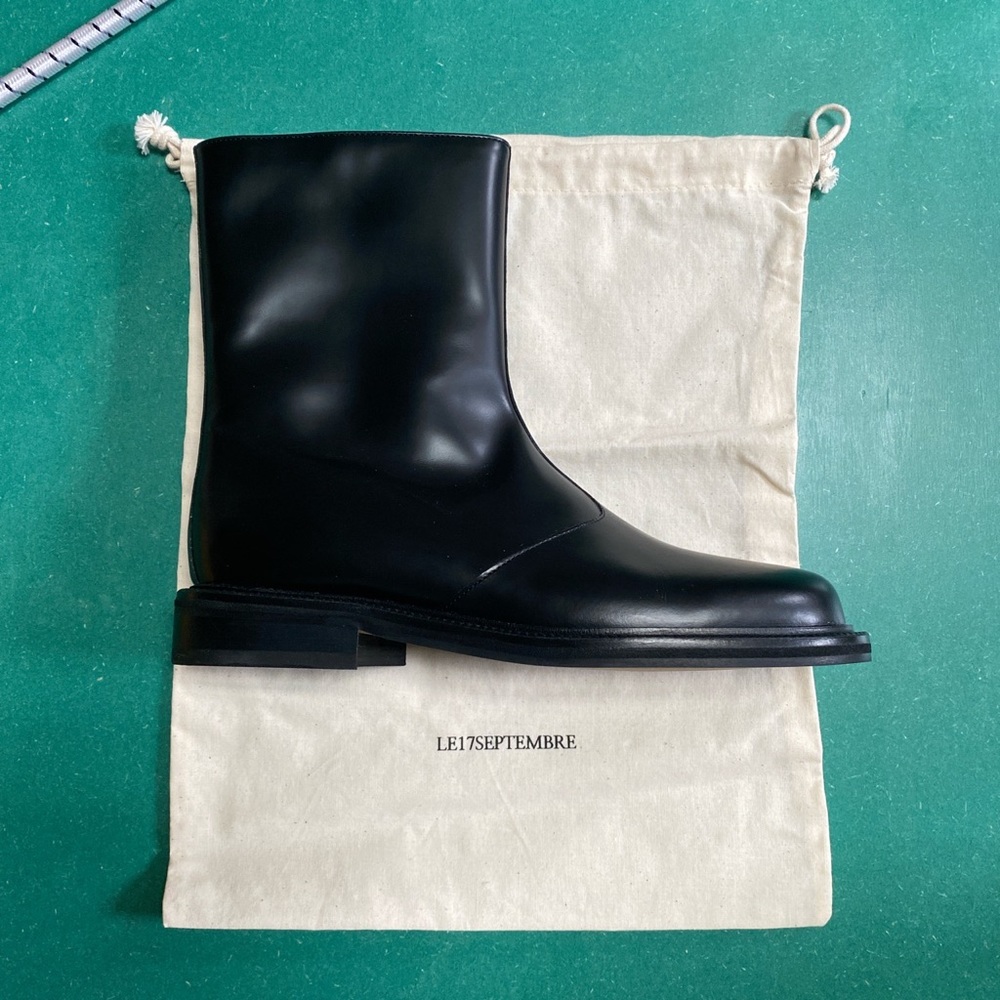 LE17SEPTEMBRE Black Leather Ankle Boots
